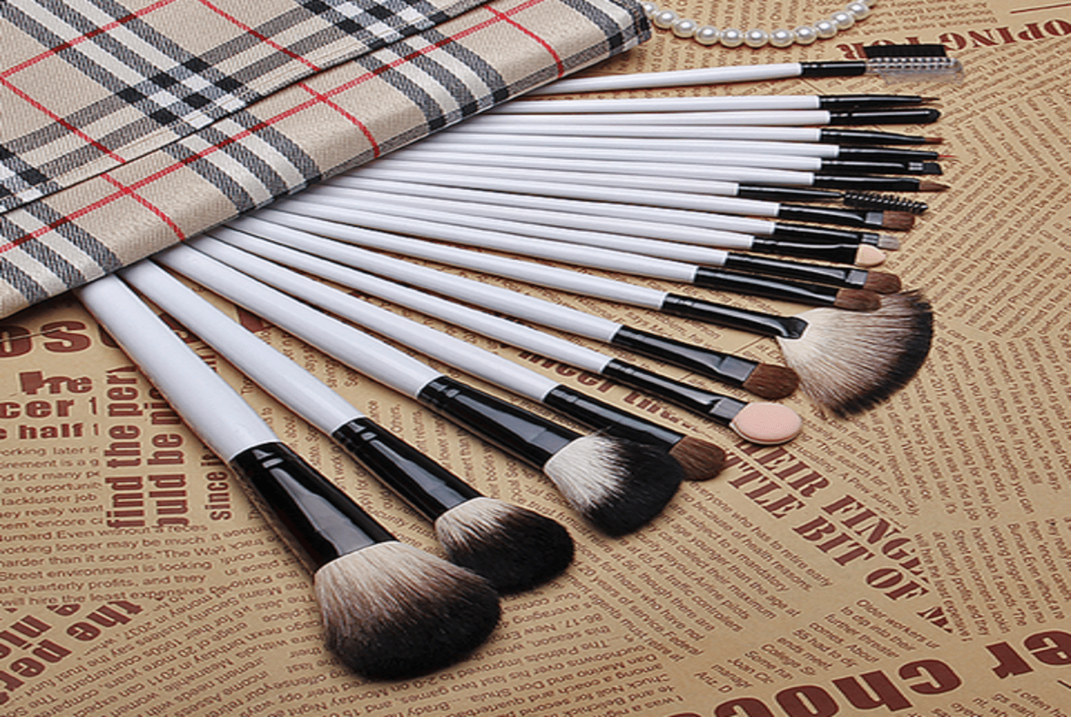 Burberry brush set shop