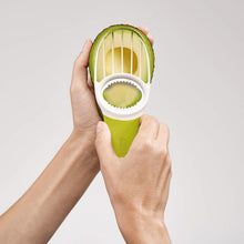 Load image into Gallery viewer, Joseph Joseph - GoAvocado Avocado slicer