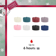 Load image into Gallery viewer, Yankee Candle Advent Calendar Wreath Gift Set with Tea Lights