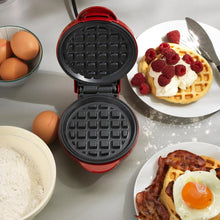 Load image into Gallery viewer, Giles and Posner Mini Waffle Maker