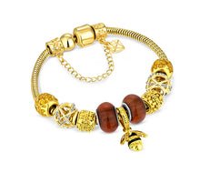 Load image into Gallery viewer, Diamond Style London - Charm Bracelet with bee in gold (Item code: Charmbrabeegold)