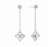 Load image into Gallery viewer, Diamond Style London - Clover Drop Earrings in Silver (Item code: Cloverdropearr)