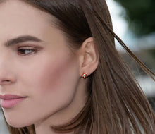 Load image into Gallery viewer, Diamond Style London - Clover earrings in yellow gold plating with red en (Item code: Cloverearrredgold)