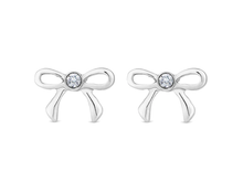 Load image into Gallery viewer, Diamond Style London – Silver Bow Stud Earrings