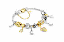 Load image into Gallery viewer, Diamond Style London - Charm Bracelet with Central Heart &amp; Moon &amp; Horse Shoe Charms