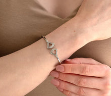 Load image into Gallery viewer, Diamond Style London - Fan Bangle with crystals in rhodium plating (Item code: Fanbangle)