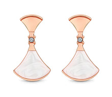 Load image into Gallery viewer, Diamond Style London - Fan earrings in rose gold plating (Item code: Fanearrrose)