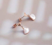 Load image into Gallery viewer, Diamond Style London - Fan earrings in rose gold plating (Item code: Fanearrrose)