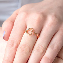 Load image into Gallery viewer, Diamond Style London - Heart Ring in Rose Gold plating size 6 (Item code: Heartringrose)