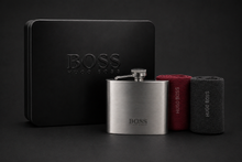 Load image into Gallery viewer, Hugo Boss Gift Set - Hip Flask &amp; Socks – Free UK Delivery
