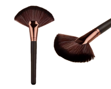 Load image into Gallery viewer, 4pc Makeup Brush Collection