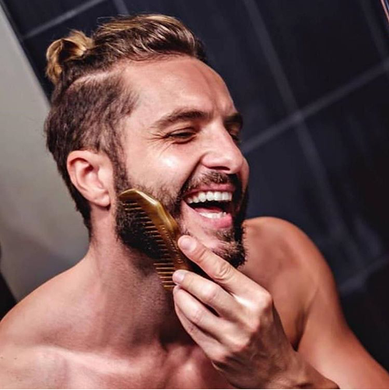 Sir Reginald’s Handmade Engraved Sandalwood Beard Comb – Premium Grooming for the Modern Gentleman